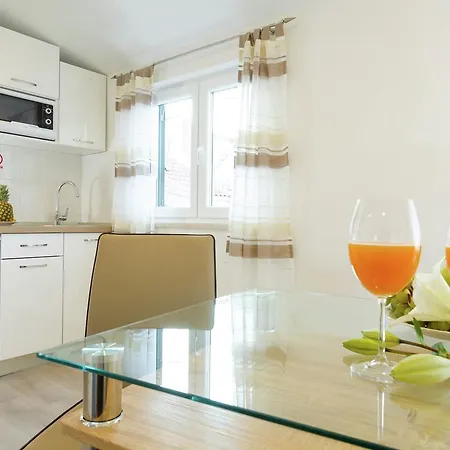 Spacious Near Beach In Croatia Appartement Split