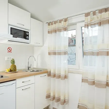Spacious Near Beach In Croatia Appartement